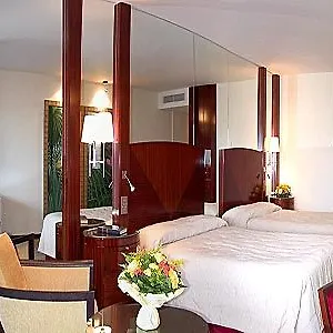4* Hotel Mirabeau